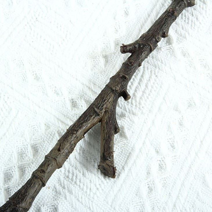 Artificial evergreen banyan leaves tree branch